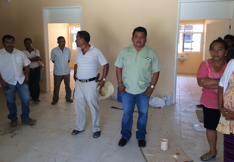 Exigen que equipen centro  de salud en Huaxpaltepec, Oaxaca | El Imparcial de Oaxaca