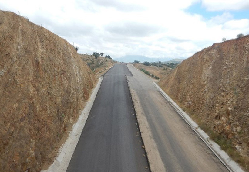 Reinician hoy construcción  de carretera a la Costa | El Imparcial de Oaxaca