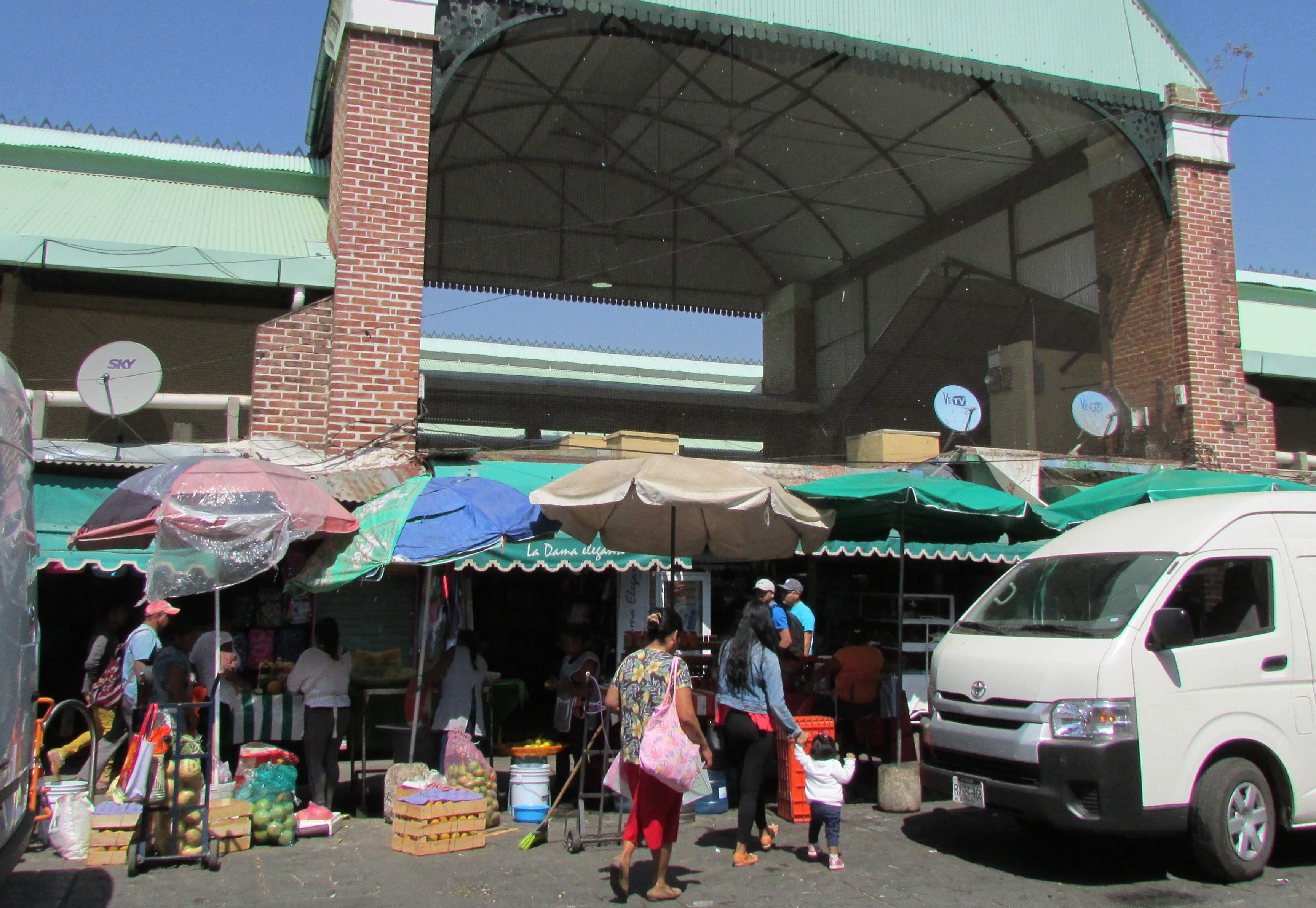 Cierran hoy por limpieza general el Mercado Benito Juárez en Oaxaca