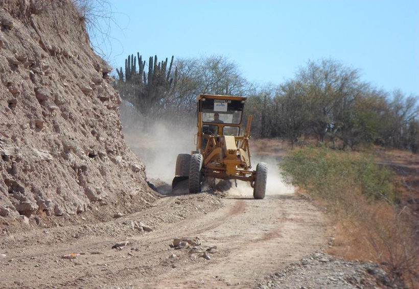 Rehabilitan 10 km de  caminos cosecheros en  municipio de Cuicatlán, Oaxaca | El Imparcial de Oaxaca