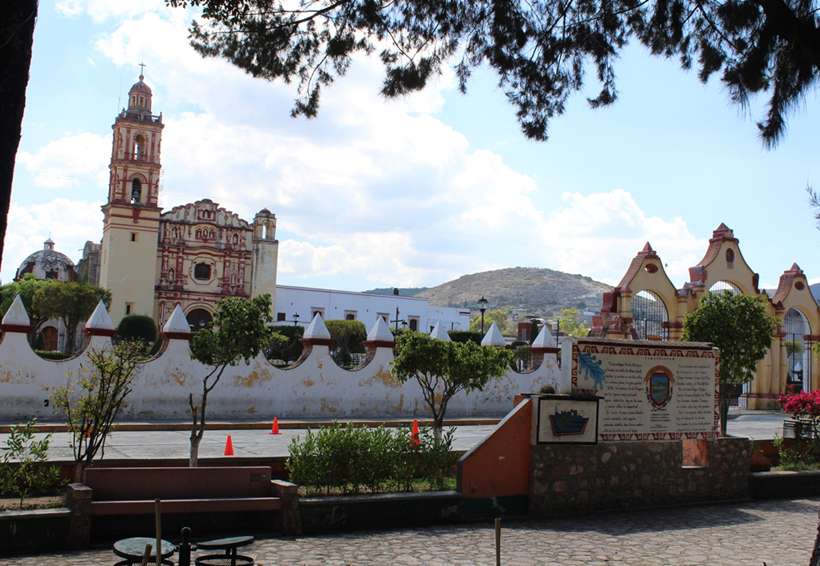 Resaltan  arquitectura  de Tamazulápam  del Progreso, Oaxaca