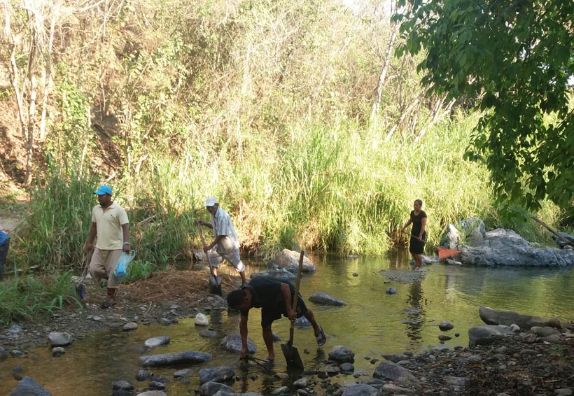 Sanean ríos de la Costa para  evitar enfermedades | El Imparcial de Oaxaca