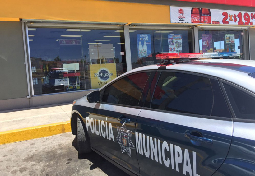 Policía municipal mata a su compañero en el Oxxo | El Imparcial de Oaxaca