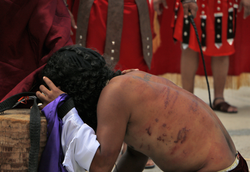 En el penal de Ixcotel, Oaxaca, reviven la Pasión de Cristo