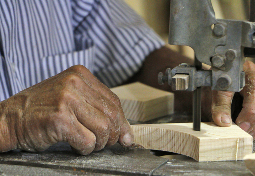 Nacho y el oficio de la carpintería en Oaxaca