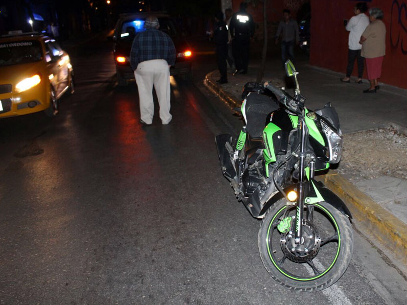 Por exceso de velocidad choca en calles céntricas de Oaxaca | El Imparcial de Oaxaca