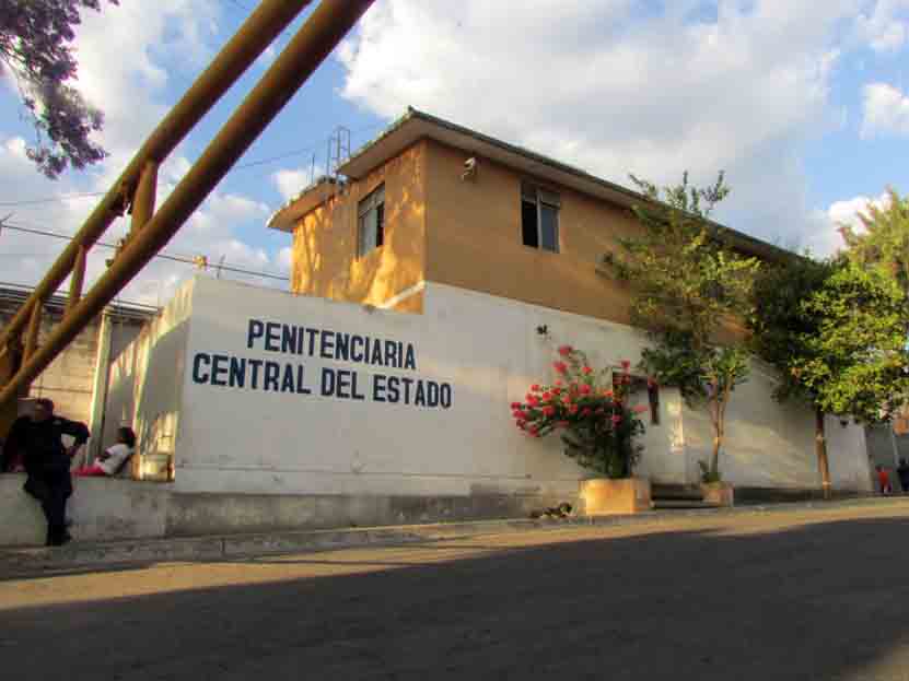 Aparece ahorcado en celda de Ixcotel; suponen suicidio | El Imparcial de Oaxaca