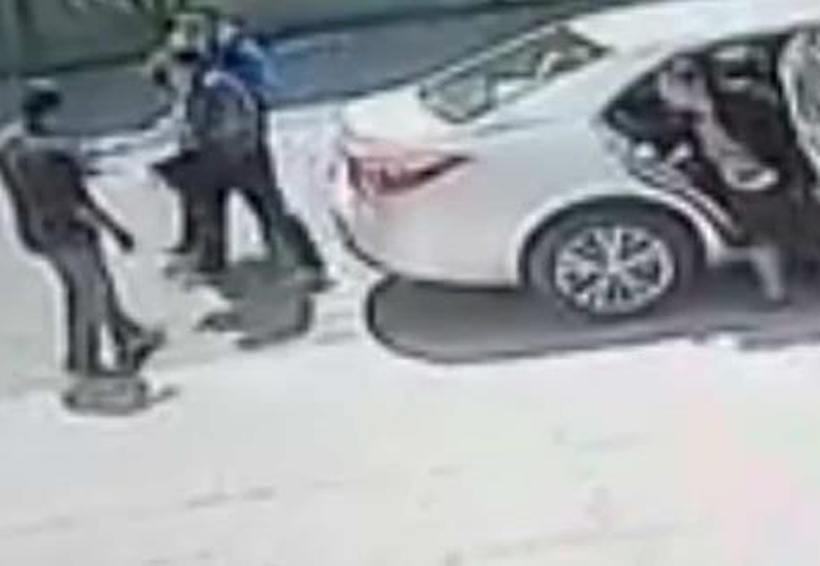 Video: Atracan a tres mujeres; les quitan auto | El Imparcial de Oaxaca