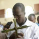 Atacan iglesia católica en Nigeria; saldo de 18 muertos