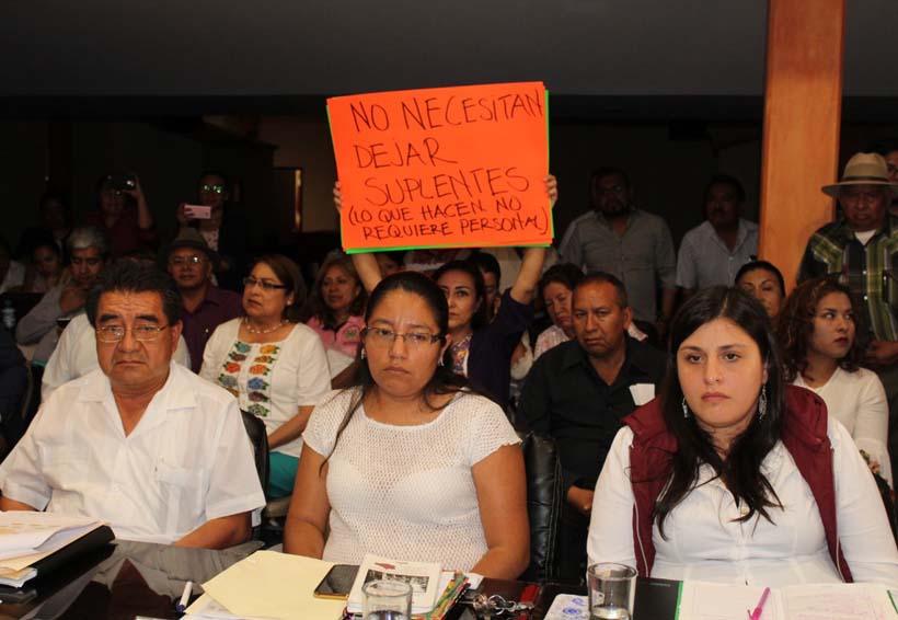 Abandonan su cargo cuatro  funcionarios de Huajuapan de León, Oaxaca