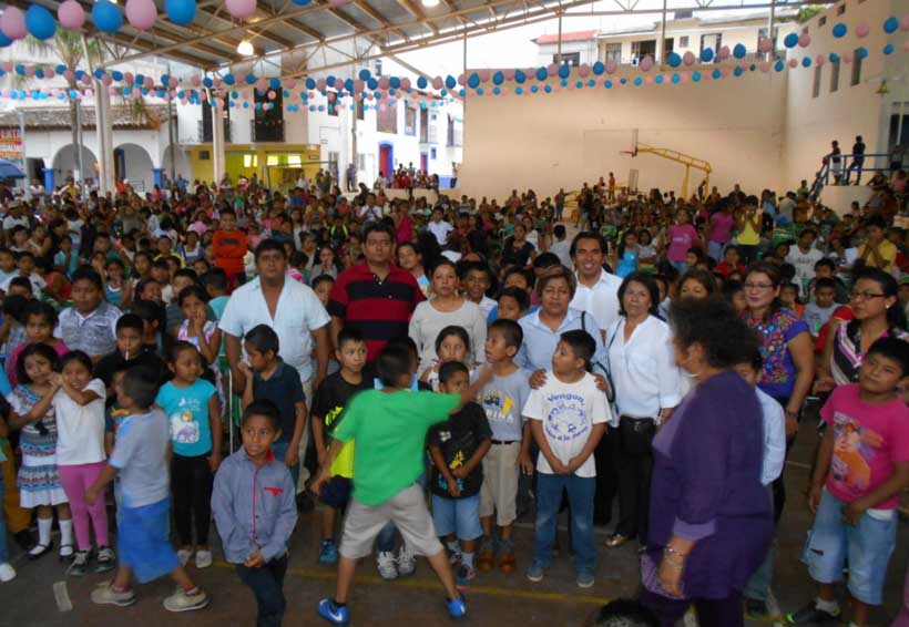 Cientos de pequeños  disfrutaron del Festival  infantil en Cuicatlán | El Imparcial de Oaxaca