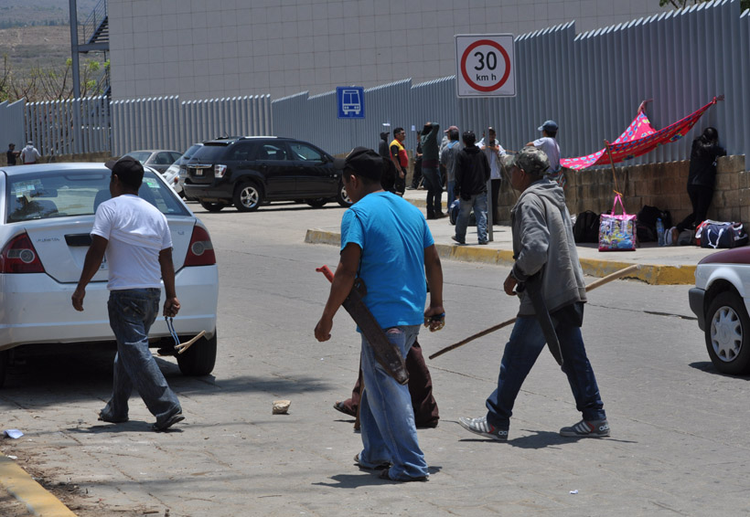 Teojomulco negocia libertad de dos policías | El Imparcial de Oaxaca