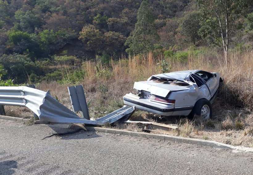 Dos mujeres muertas y cinco lesionados en trágico accidente en Nochixtlán, Oaxaca