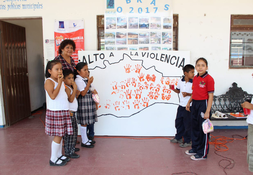 Instancia de la Mujer  cuicateca promueve  eliminar la violencia