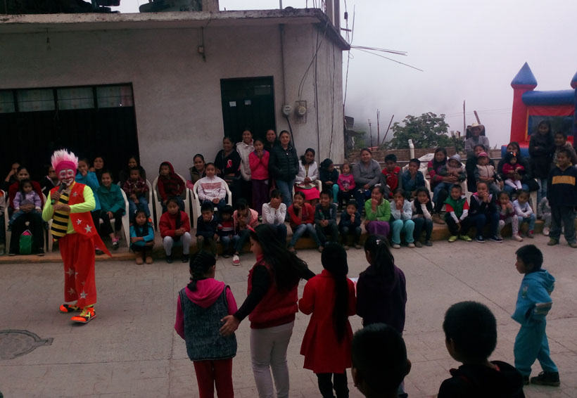 Celebran su día a niños huautlecos | El Imparcial de Oaxaca