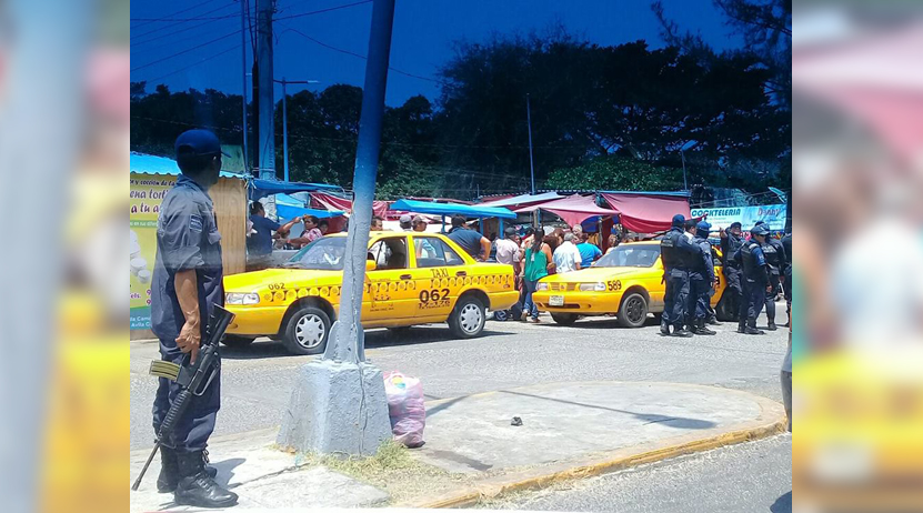 Niño se golpea contra puerta de taxi en Salina Cruz; acusan a conductor por atropellarlo | El Imparcial de Oaxaca