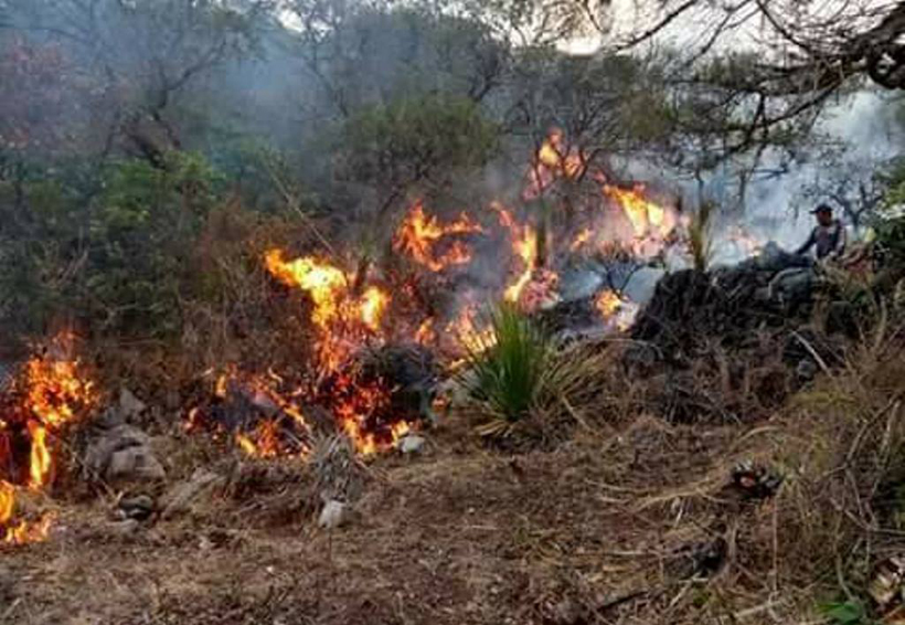 Otro incendio, ahora en Yosundúa; habitantes piden ayuda al gobierno