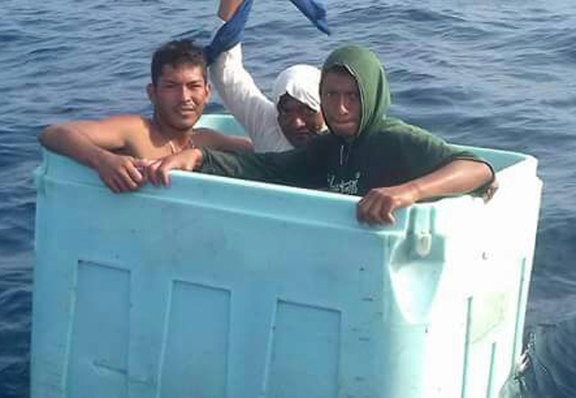 Rescatan a tiburoneros de Puerto Ángel, Oaxaca | El Imparcial de Oaxaca
