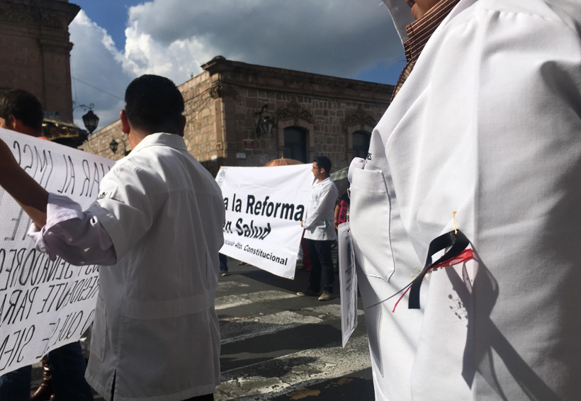 Médicos convocan a paro nacional el 13 de abril | El Imparcial de Oaxaca
