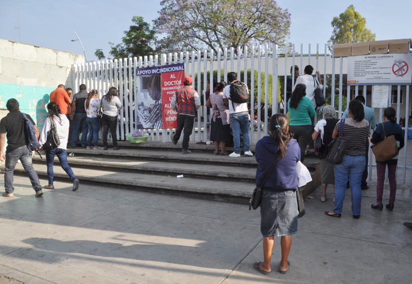 Paro parcial de médicos deja sin atención a pacientes en Oaxaca | El Imparcial de Oaxaca