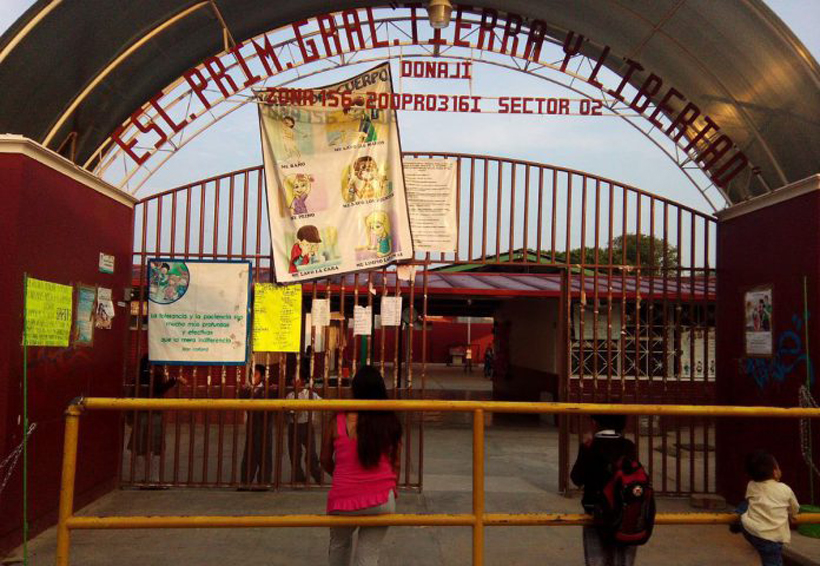 Se agudiza conflicto  en escuela primaria de Oaxaca