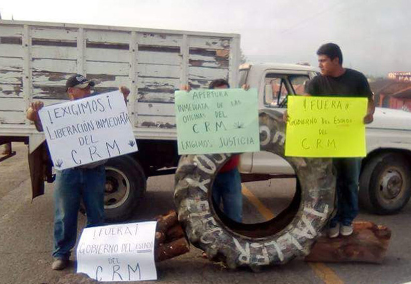 Afectaciones carreteras por conflicto de mezcaleros en Oaxaca | El Imparcial de Oaxaca