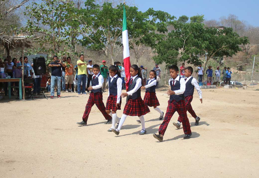 Estrenarán aulas de calidad en la Costa de Oaxaca