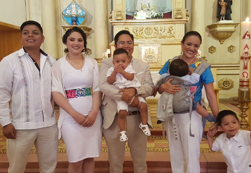 Adán  Jafet es bautizado | El Imparcial de Oaxaca