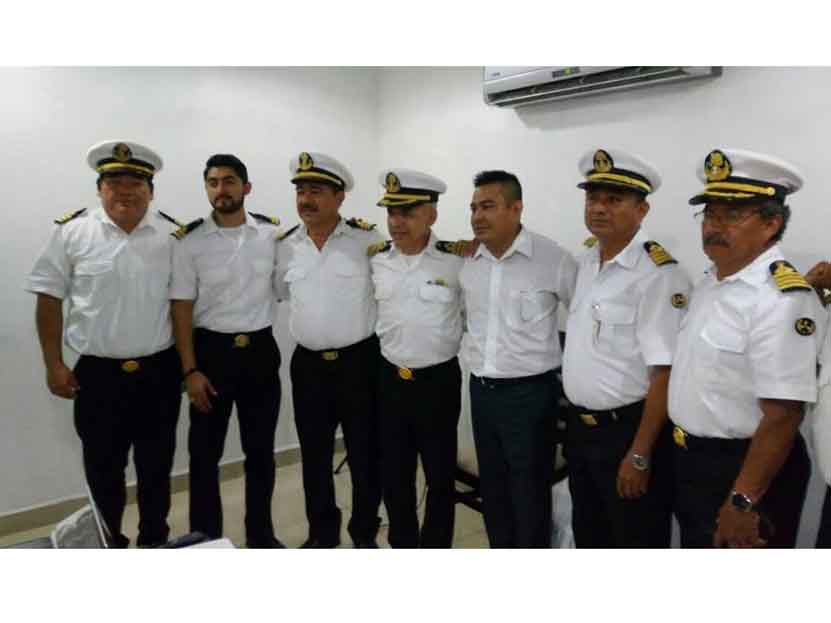 Exigen marinos de Salina Cruz, una solución al conflicto de  la corrupción en el país | El Imparcial de Oaxaca