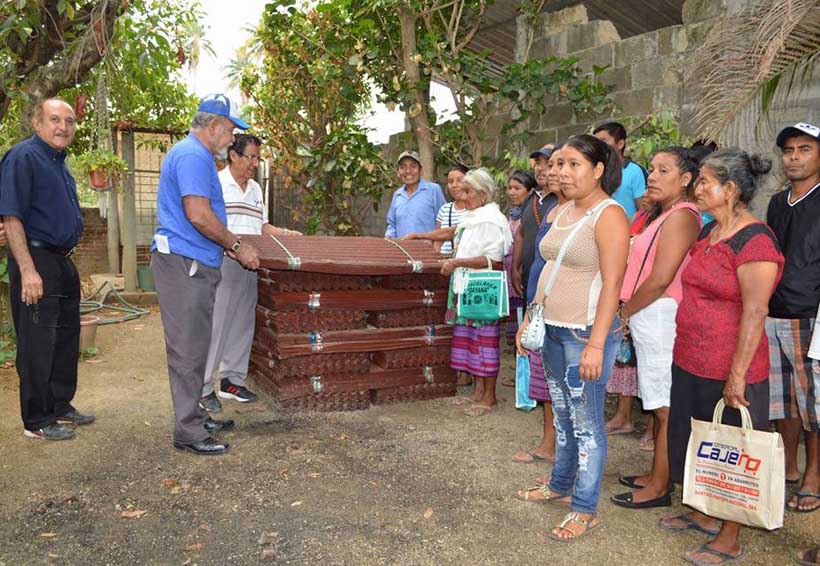 Damnificados de la Costa reciben donativos | El Imparcial de Oaxaca