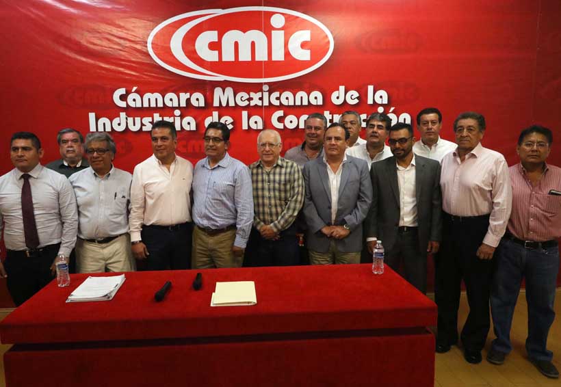 Acusa líder de la CMIC detención ilegal | El Imparcial de Oaxaca