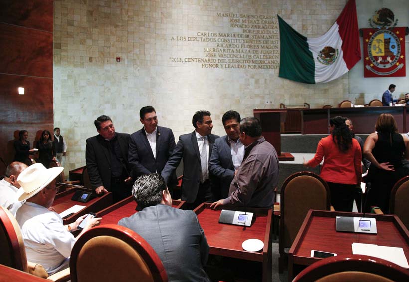 Buscan reelección 5 legisladores locales de Oaxaca | El Imparcial de Oaxaca