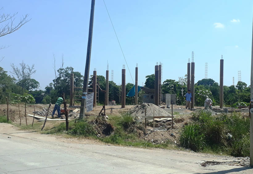 Necesario saber quién otorga permisos  para construcción en el Muro Boulevard | El Imparcial de Oaxaca