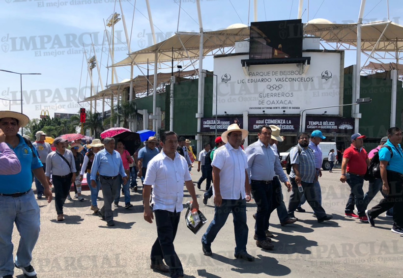 Sección 22 dará voto de castigo a partidos que firmaron Pacto por México | El Imparcial de Oaxaca
