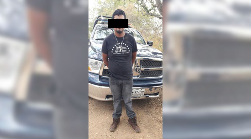 Portaba una pistola 380 y es sorprendido por autoridades en Ejutla de Crespo | El Imparcial de Oaxaca