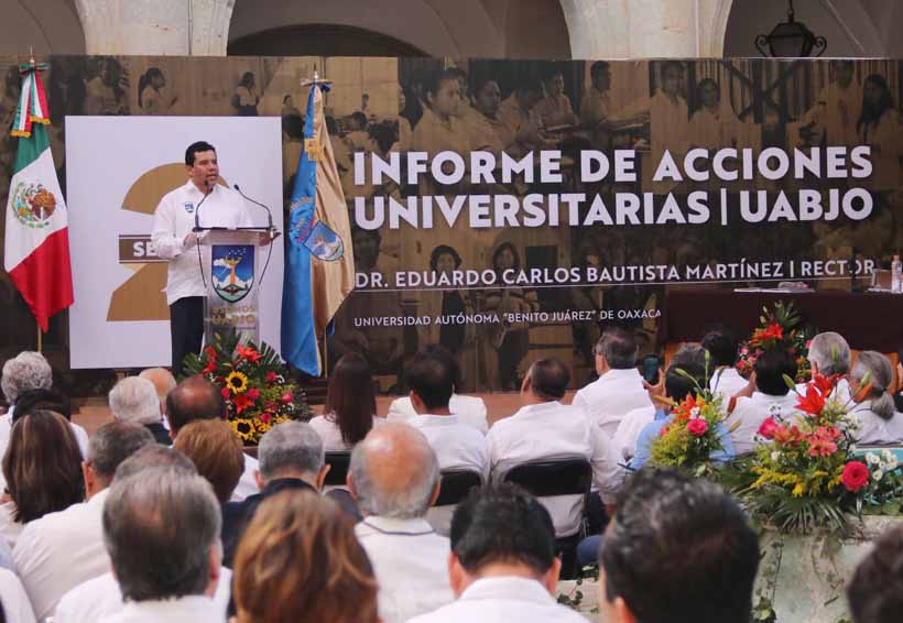 Logros, avances, reconocimientos y subsidio justo e igualitario; 2º informe de trabajo del Rector de la UABJO | El Imparcial de Oaxaca