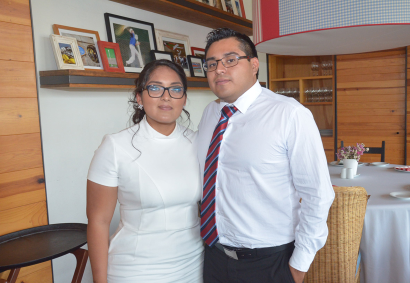 Mariana Joselyn celebró su graduación | El Imparcial de Oaxaca