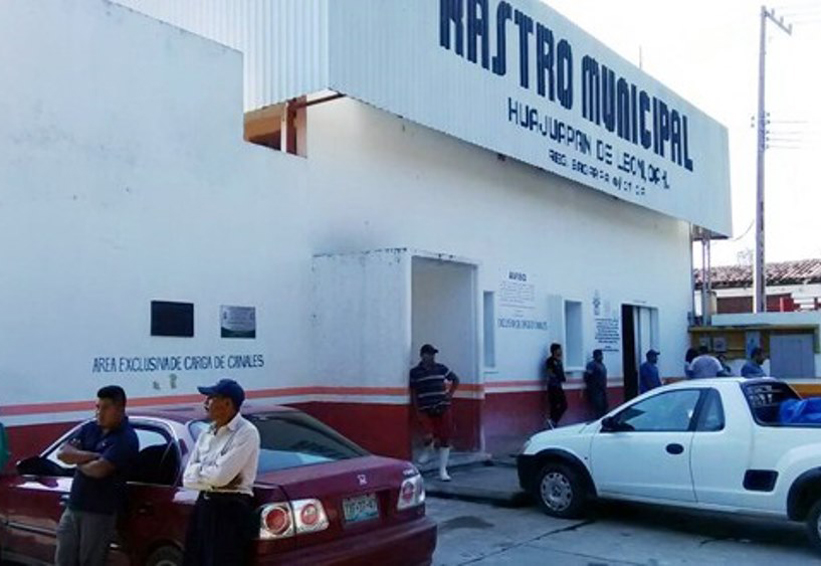 Denuncian venta ilegal  de carne en Huajuapan de León, Oaxaca | El Imparcial de Oaxaca
