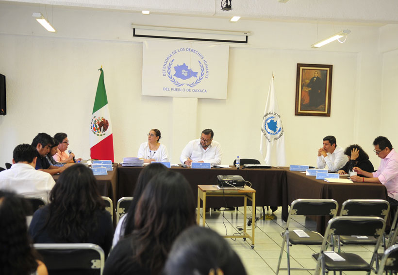 Pide DDHPO proteger a periodistas y funcionarios | El Imparcial de Oaxaca