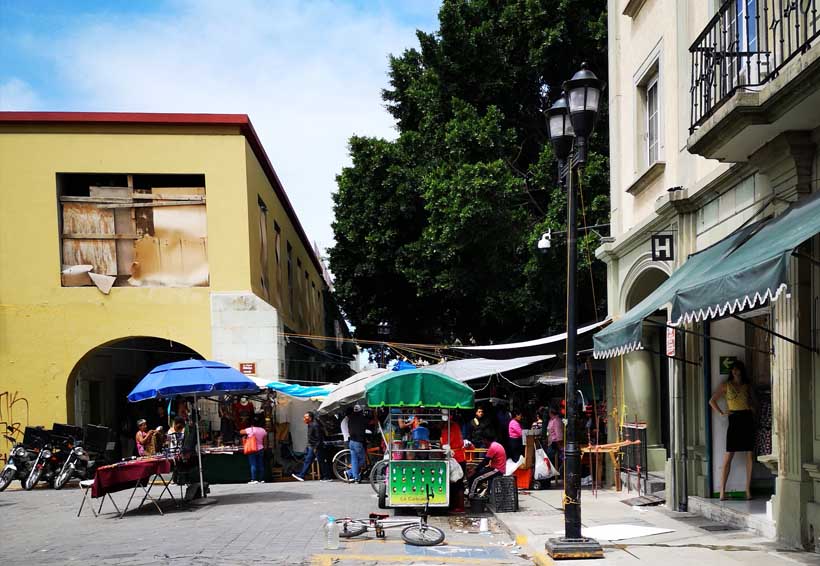 Maestros liberan calles del centro de Oaxaca, pero se quedan ambulantes | El Imparcial de Oaxaca