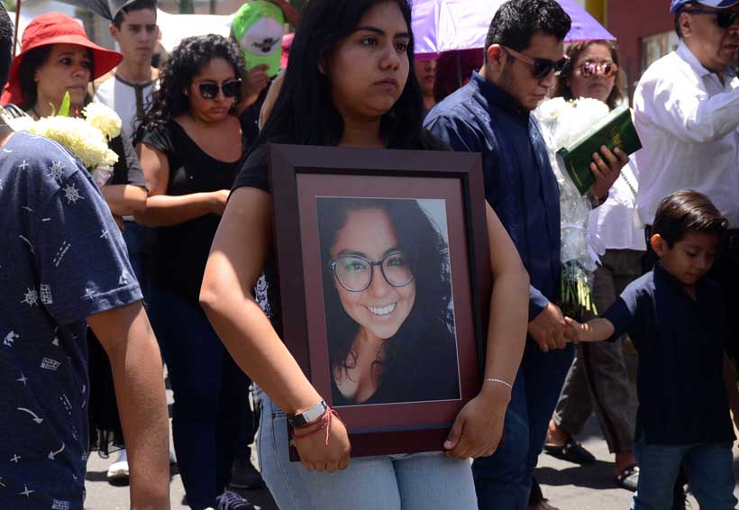 Exigen justicia para María del Sol