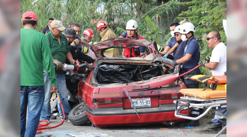 Camioneta oficial provoca mortal accidente en Pueblo Nuevo | El Imparcial de Oaxaca