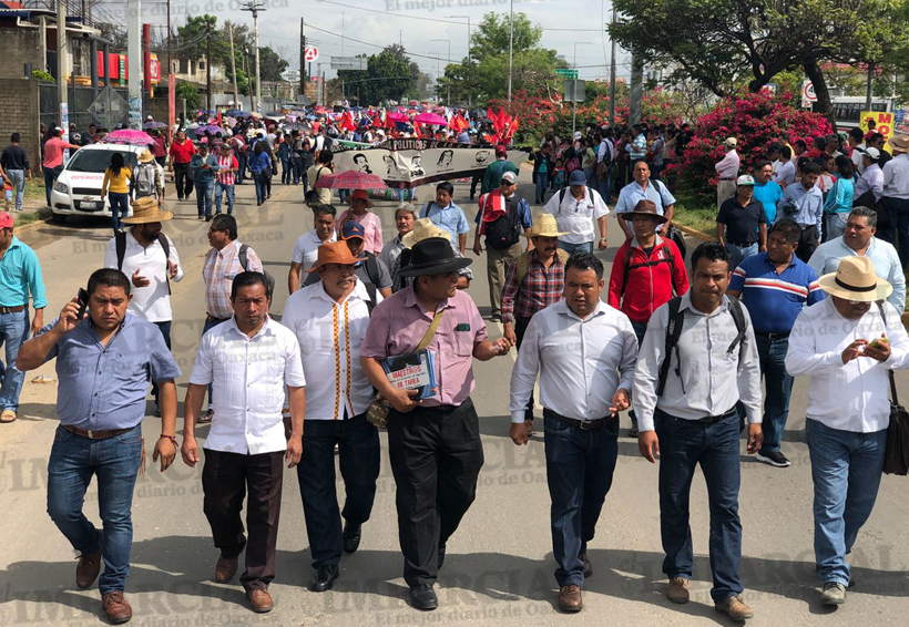 Marcha S-22 en Oaxaca; conmemora 12 aniversario del desalojo de 2006 | El Imparcial de Oaxaca