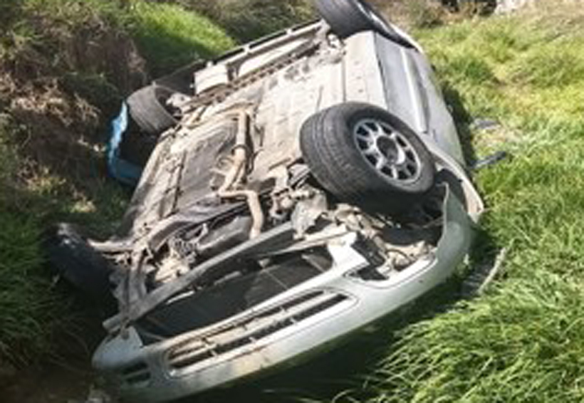 Automovilista muere aplastado por su propio coche | El Imparcial de Oaxaca