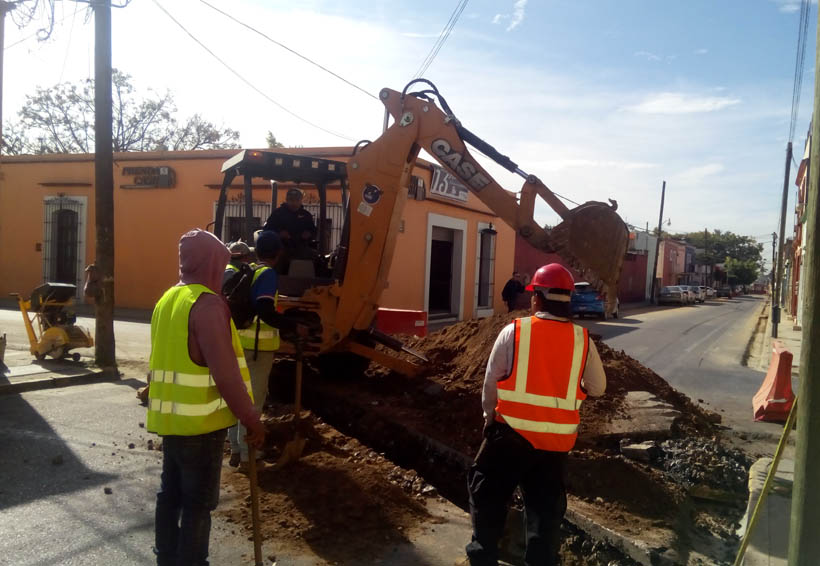 Exigen a las autoridades de Oaxaca atender obras inconclusas | El Imparcial de Oaxaca