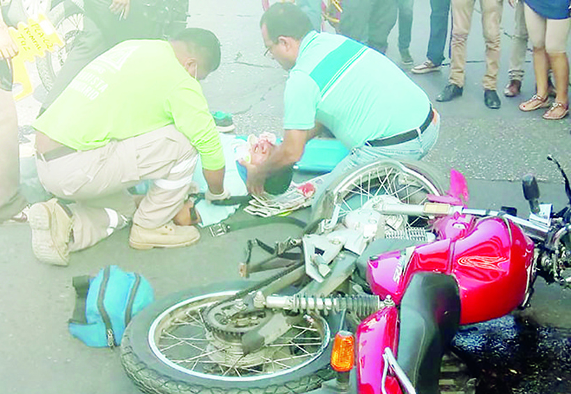 Motociclista al borde de la muerte | El Imparcial de Oaxaca