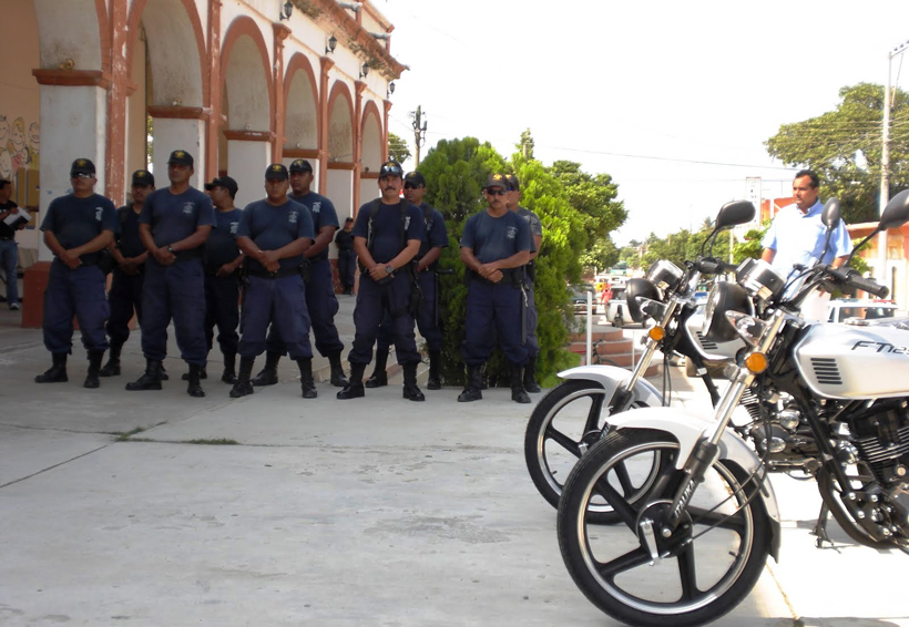 Despiden a policías del Istmo por no votar por munícipe | El Imparcial de Oaxaca