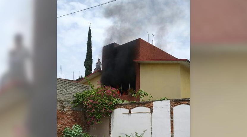 Arde vivienda en  la Calzada Madero | El Imparcial de Oaxaca