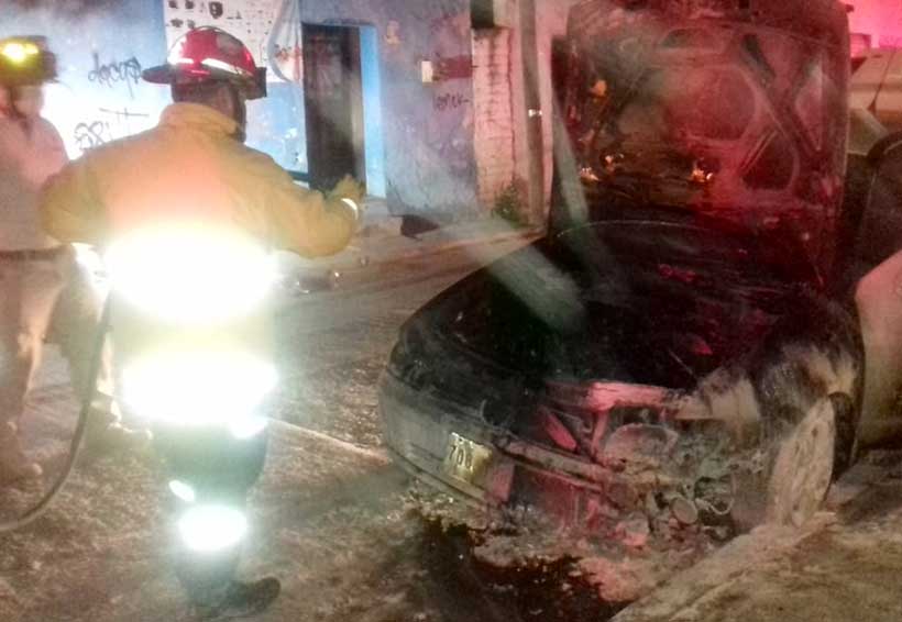 Se quema auto en Villa de Zaachila | El Imparcial de Oaxaca