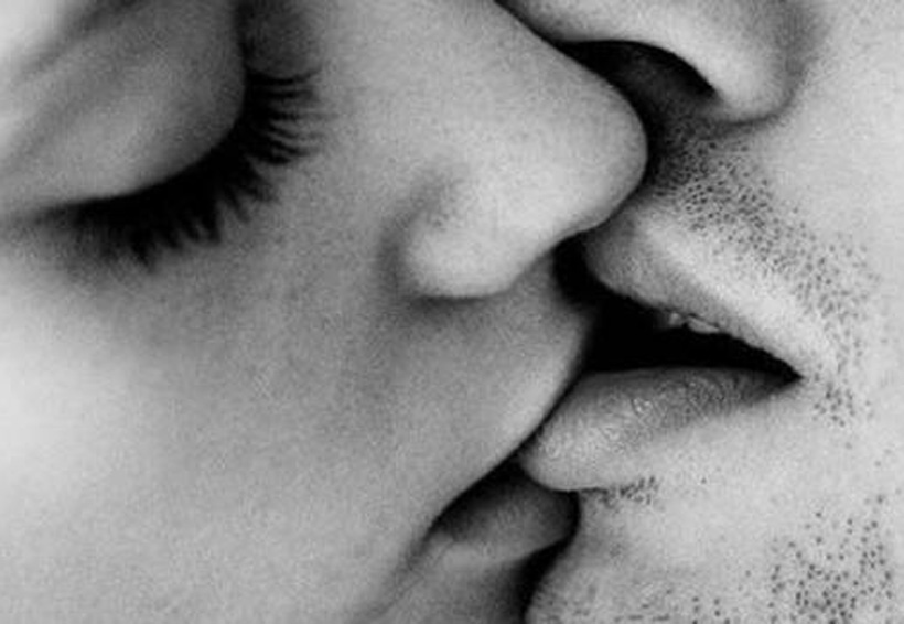 El beso tántrico, una técnica que las parejas deben probar | El Imparcial de Oaxaca